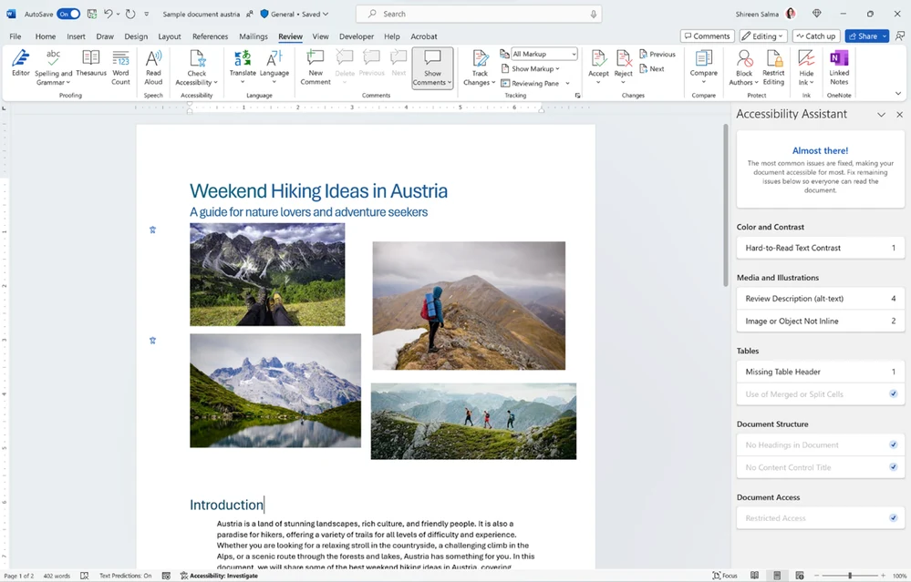 Word sur Windows : le ruban Révision avec le suivi des modifications et les commentaires, au-dessus d'une page en mode Page avec sa règle, des photos et un titre.